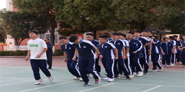 昆明市旅游职业中学2026年中专招生简章 昆明市旅游职业中学2026年中专招生简章