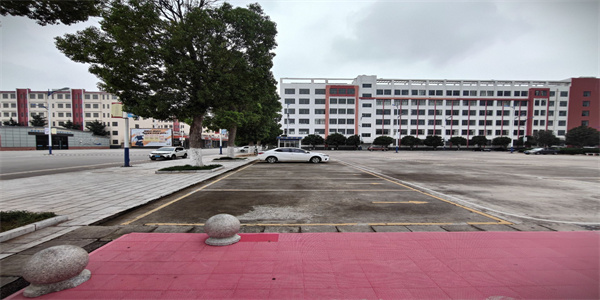 曲靖市麒麟职业技术学校2026年中专招生简章 曲靖市麒麟职业技术学校2026年中专招生简章
